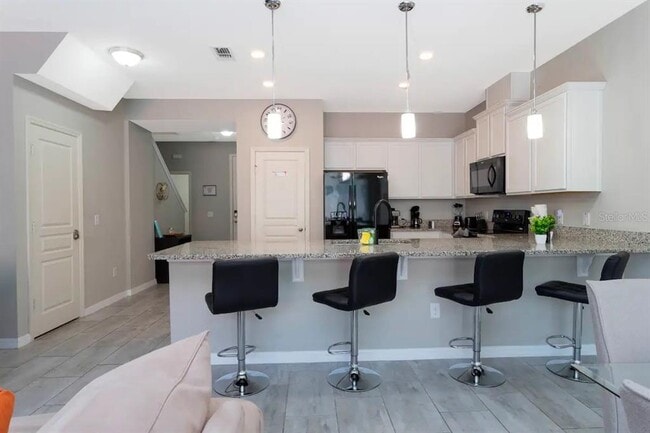 Building Photo - 5130 Killarney Wy