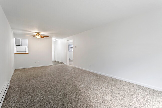 Building Photo - Fairway Apartments