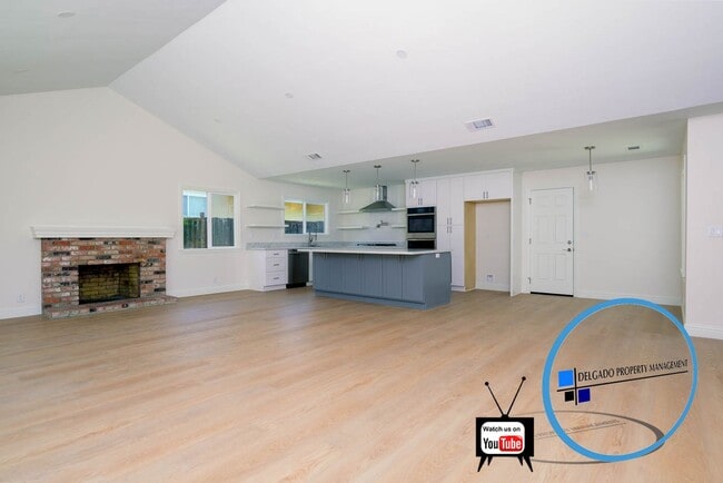 Building Photo - Central Benicia newly remodeled 3 bedroom ...