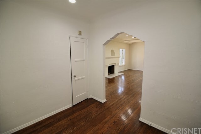 Primary Photo - 214 S Hamilton Dr