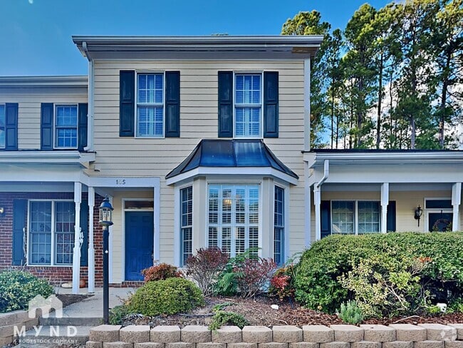 Building Photo - 105 Carved Oak Dr
