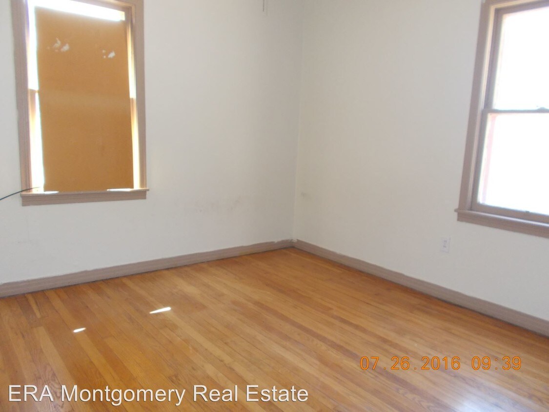 Foto del edificio - 312 N Ash St