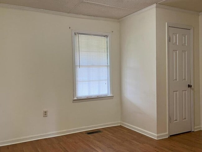 Building Photo - HOME FOR RENT IN ARAB