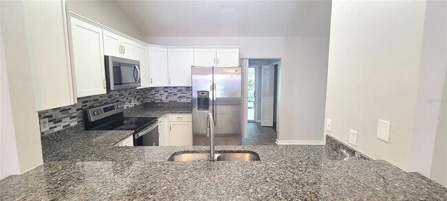 Foto del edificio - 3524 Forest Branch Dr
