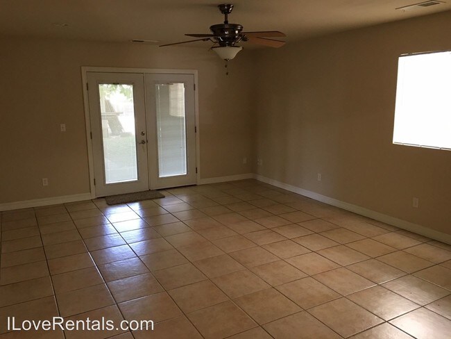 Building Photo - 3 br, 2 bath House - 309 N Merrill Avenue