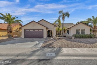 Building Photo - 4307 E Karen Dr