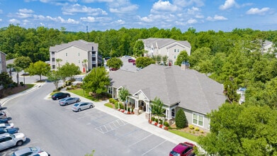 Building Photo - The Crossings At Cottage Hill