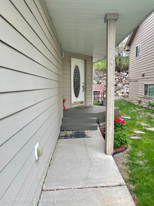 Foto del edificio - 3 br, 3.5 bath House - 1913 Tracy Lane
