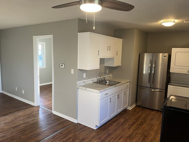 Nuevas encimeras - 2034 NW 51st St