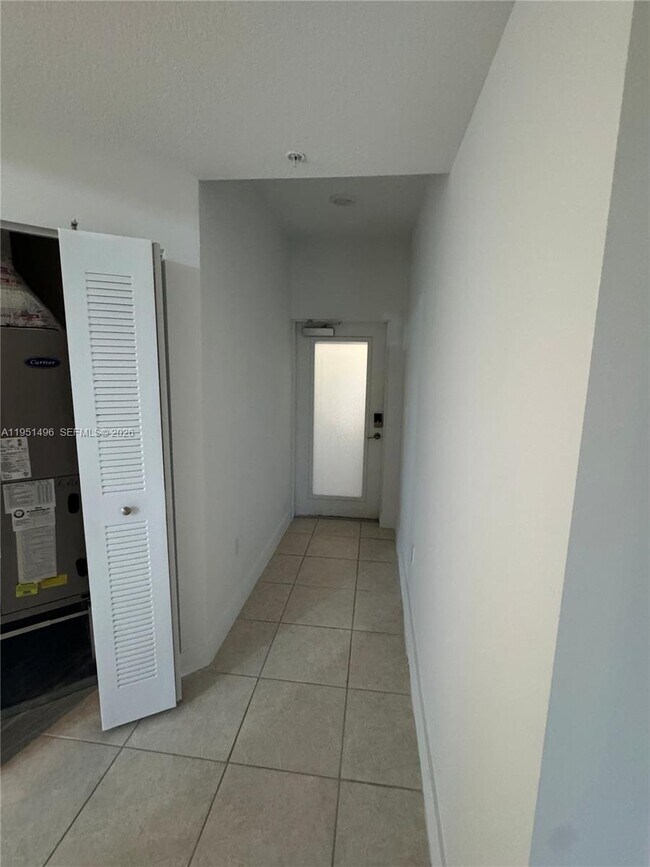 Foto del edificio - 8363 NW 41st St