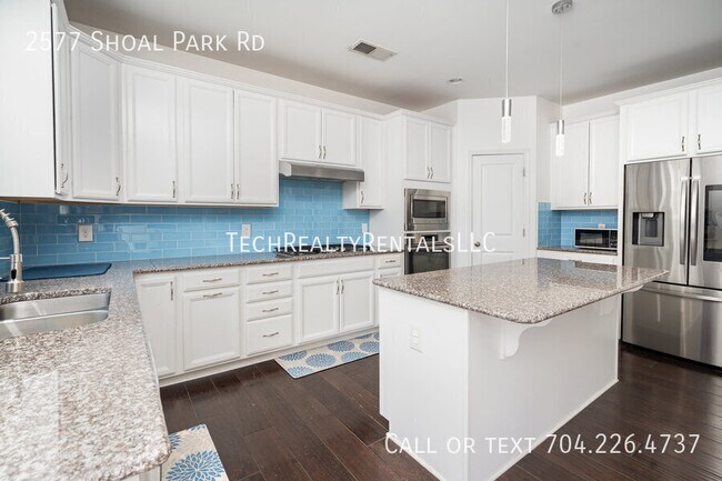 Building Photo - 2577 Shoal Park Rd