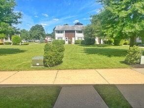 Building Photo - 13 Quincy Cir