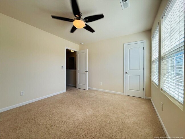 Building Photo - 522 Jernigan St