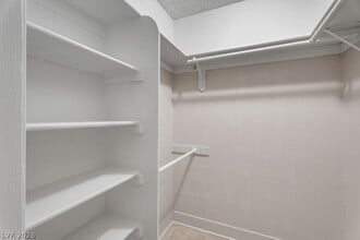 Building Photo - 817 Mantis Way
