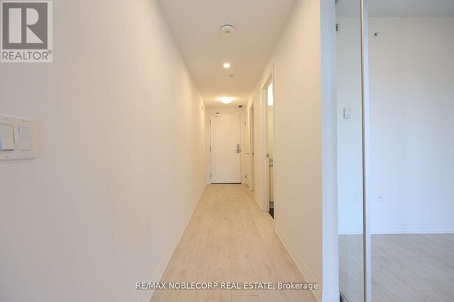 Photo du bâtiment - 408 Browns Line