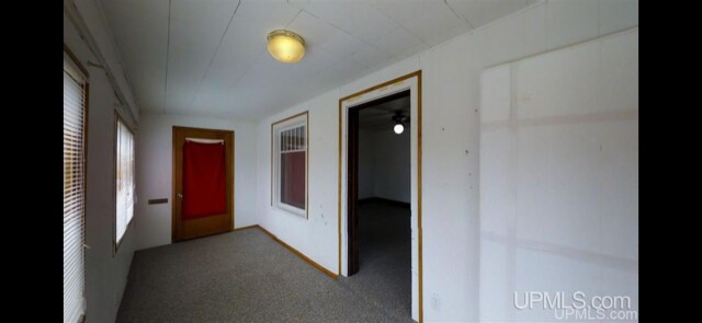 Foto del edificio - 242 W Ohio St