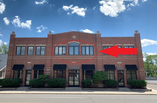 Building Photo - 614 E 11 Mile Rd