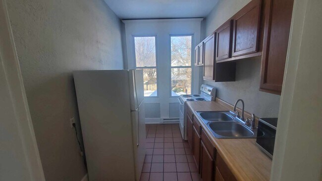 Foto del edificio - 489 E Harrison St