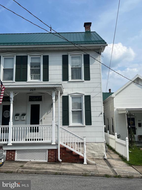 Foto principal - 205 S Potomac St