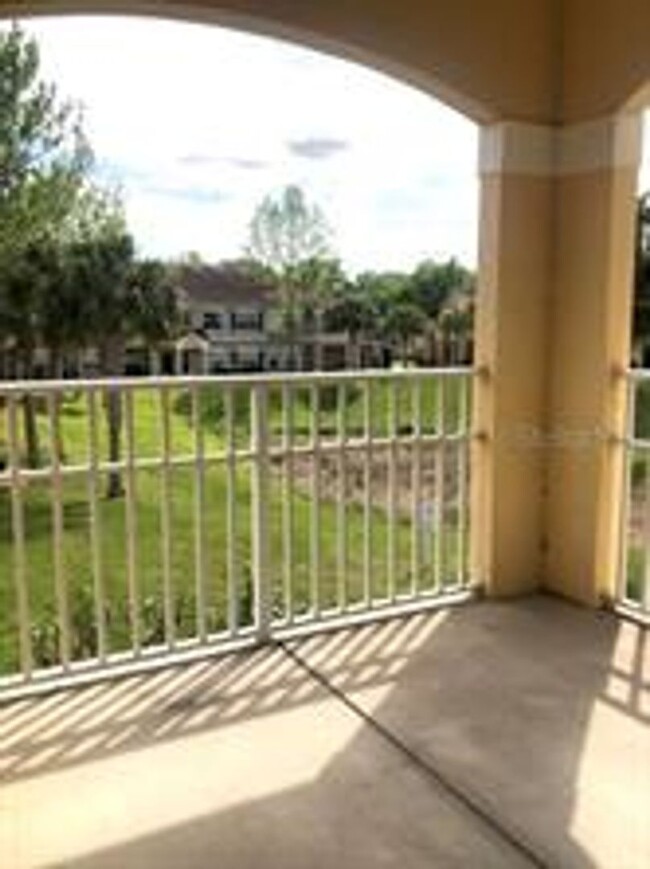 Foto del edificio - Beautiful 1 Bedroom 1 Bath Condo in Arbor ...