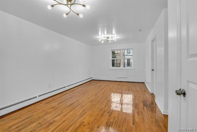 Building Photo - 523 E 148th St