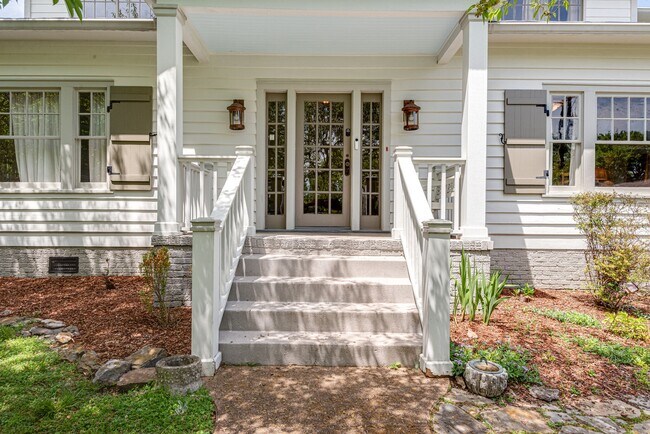 Foto del edificio - 2522 Ashwood Ave