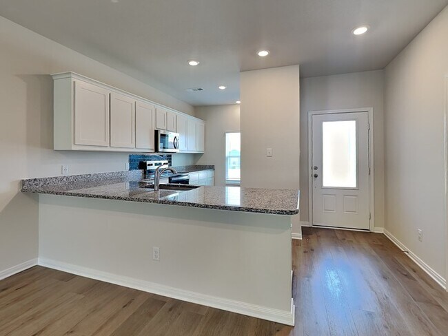 Foto del edificio - 6328 Baraboo Dr