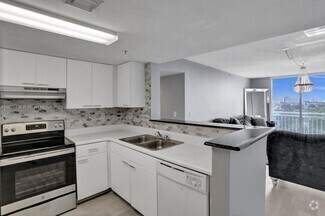 Building Photo - 3000 Coral Wy