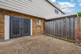Building Photo - 6631 Wanda Ln