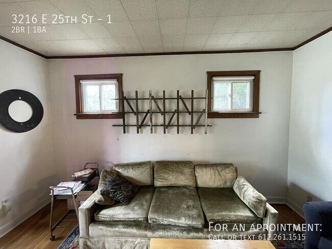 Foto del edificio - 3216 E 25th St