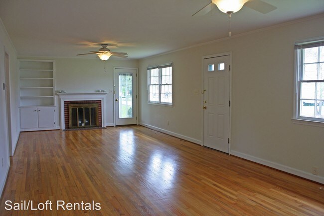 Building Photo - 2 br, 1 bath House - 202 King Street