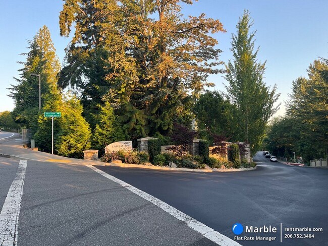 Building Photo - 3 br, 3.5 bath House - 3849 Tiger Mountain...