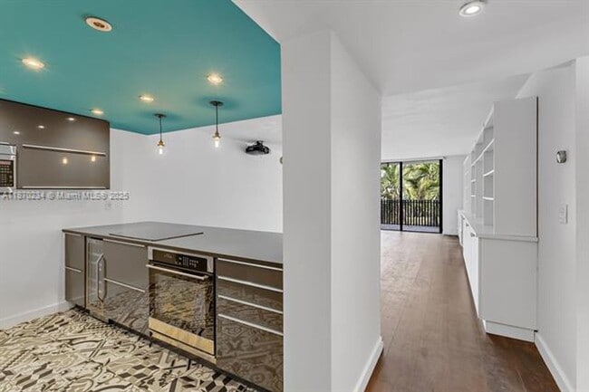 Photo - 100 Ocean Ln Dr Apartment