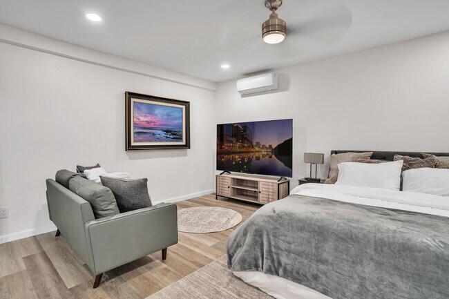 Building Photo - 3784 Nectarine Cir