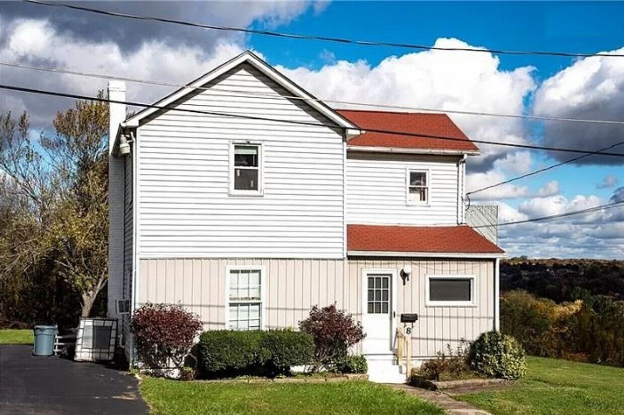 2 br, 1 bath House 8 Spring St. 2nd Floor Alquileres en New Castle