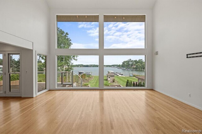 Foto del edificio - 2380 Walnut Lake Rd