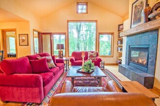 Building Photo - 1841 Creek Resort Cir