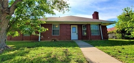 Building Photo - 3117 N Bell Ave
