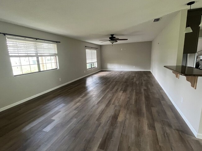 Building Photo - Charming Updated 3 Bedroom, 2 Bath Brick H...