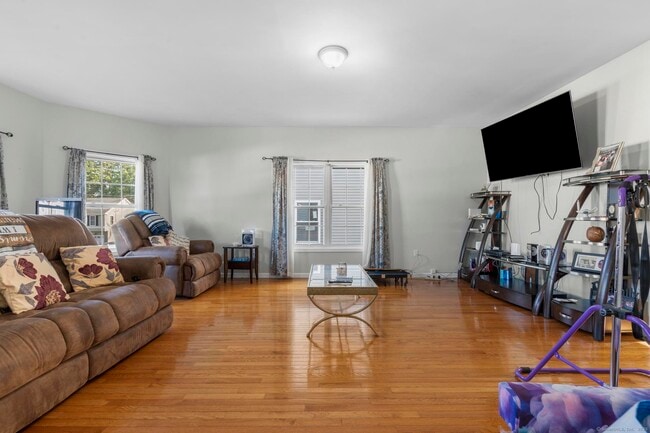 Foto del edificio - 39 Infield St