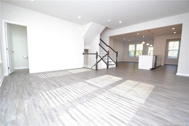 Foto del edificio - 1248 Channing Park Cir