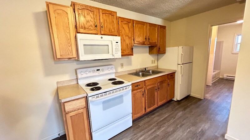 Foto principal - 3736 Carman Rd