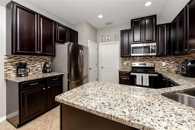 Foto del edificio - 5186 Bay Isle Cir