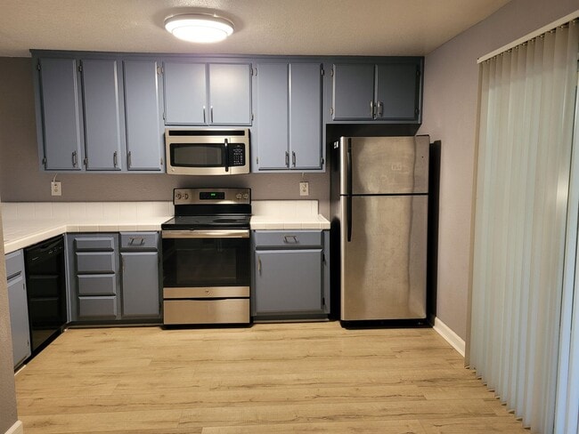 Building Photo - 3006 Andre Ln