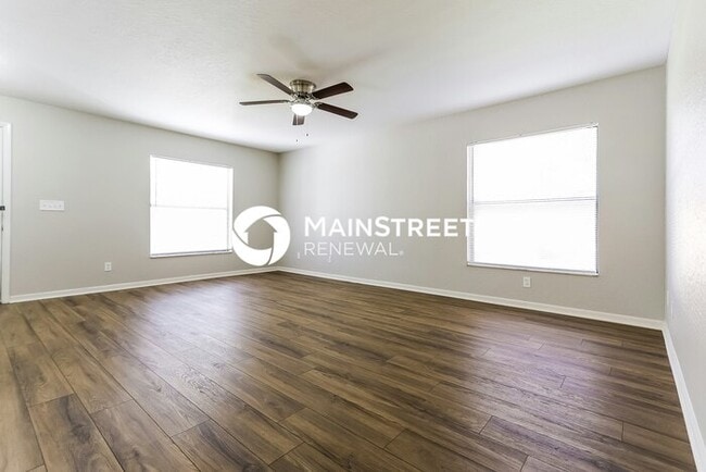 Building Photo - 3 Bedroom Pet-Friendly Home in PLANT CITY,...