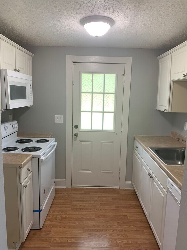 Building Photo - Beautiful Single Family Home for Rent