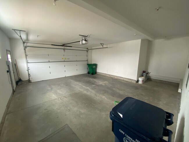 Foto del edificio - 1078 Oak Park Dr