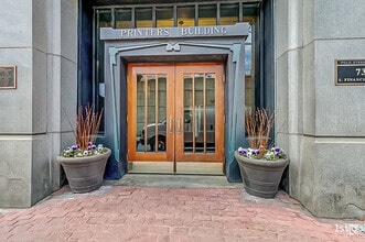 Building Photo - 732 S Financial Pl