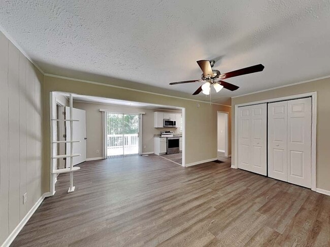 Foto del edificio - 5950 Community Rd SE