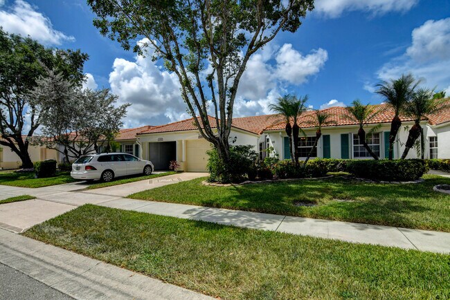 Building Photo - 6065 Lake Hibiscus Dr